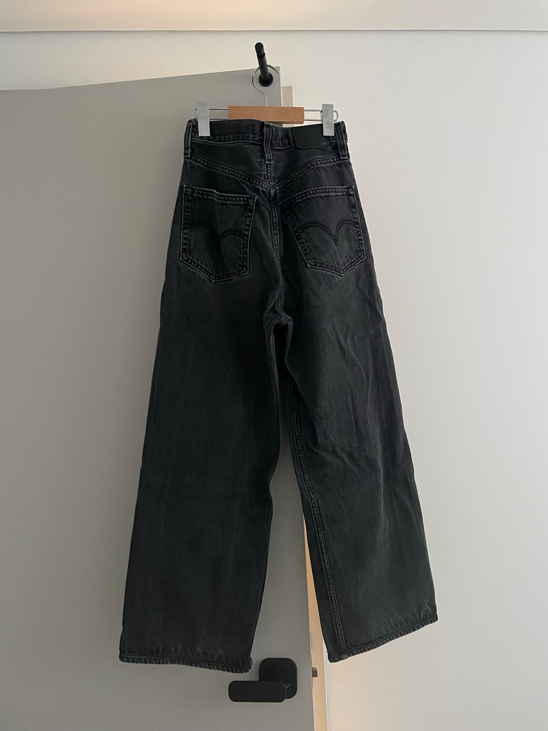 리바이스 프리미엄 하이루즈진 상품이미지2