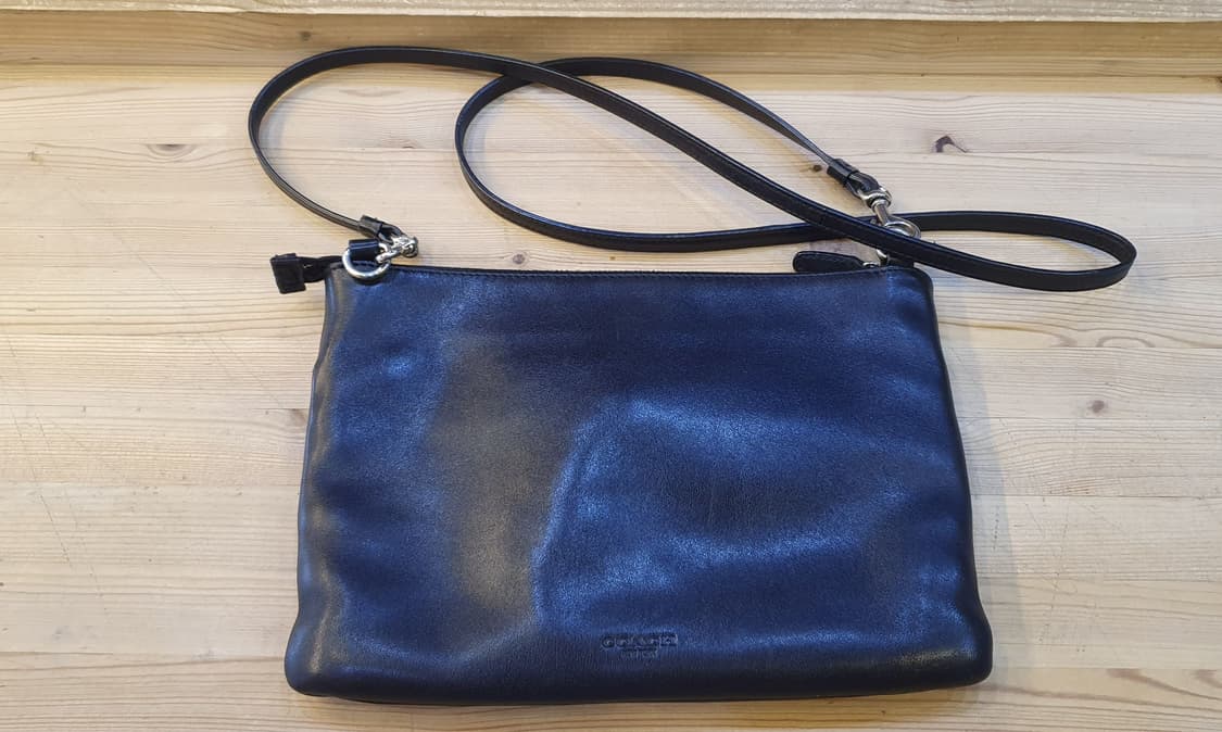 코치 클래식 레더 크로스백 상품이미지5