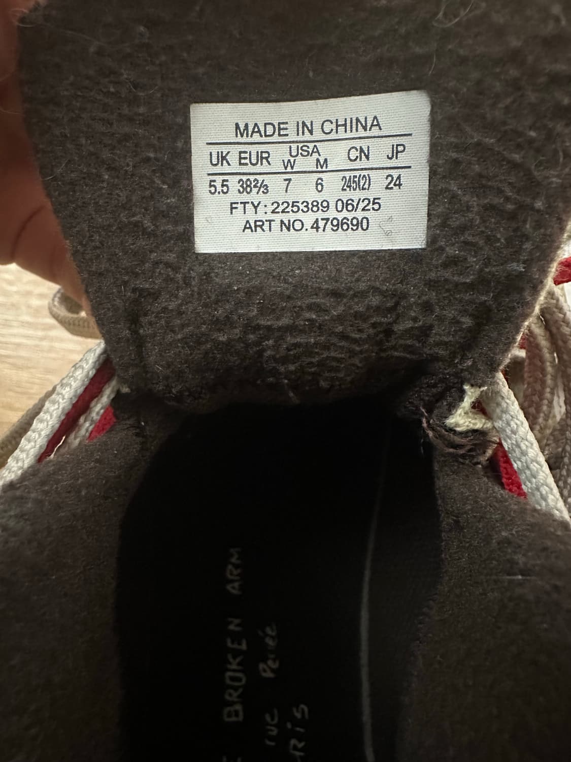 살로몬x브로큰암 콜라보 240 상품이미지5