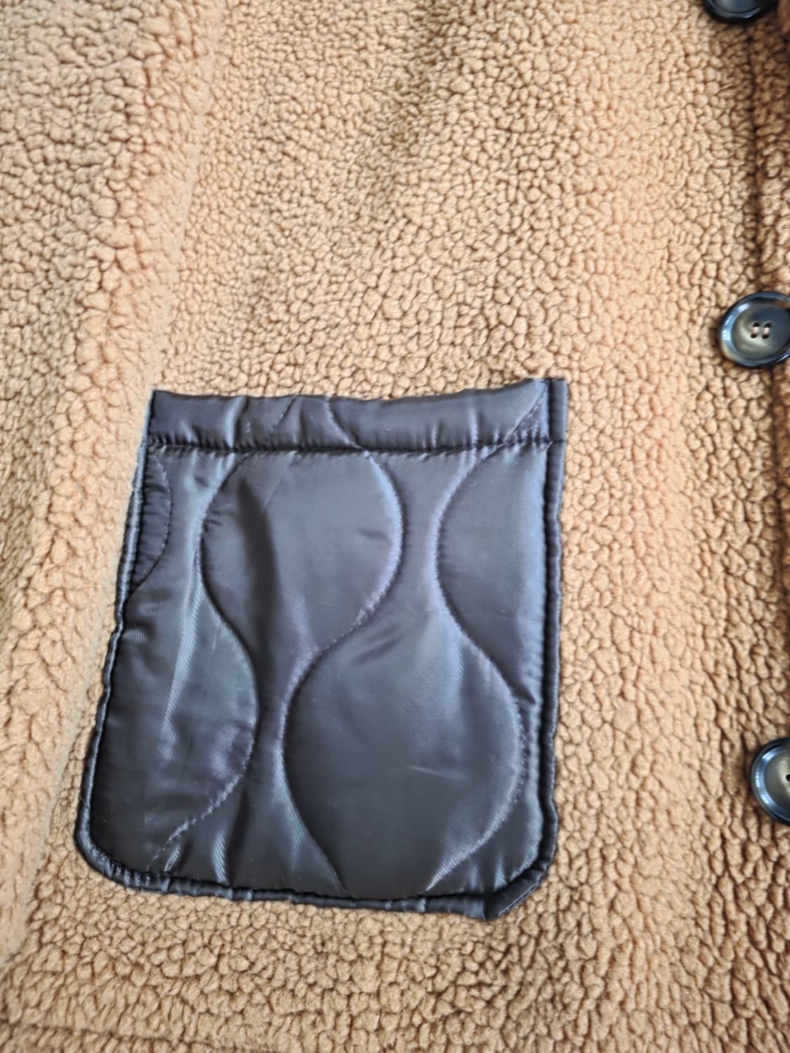 앤더슨벨 리차드 테디베어

뽀글이 자켓 M 상품이미지7