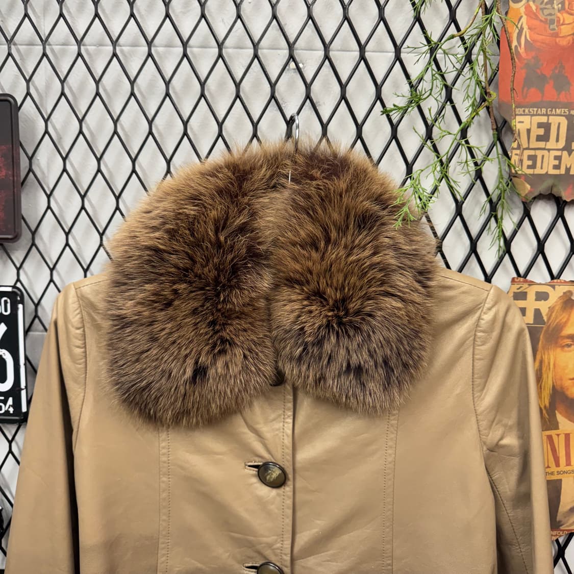 00s 발망 램스킨 퍼 레더 자켓 그라데이션 폭스퍼 포인트 베이지 상품이미지3