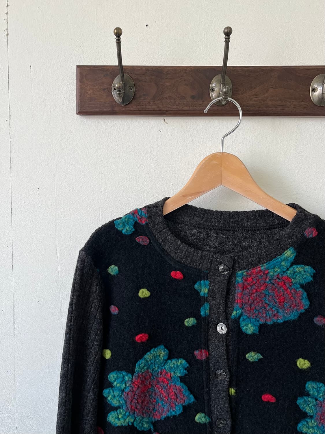 WiNDEL 플라워 아트 스웨터 가디건 상품이미지2