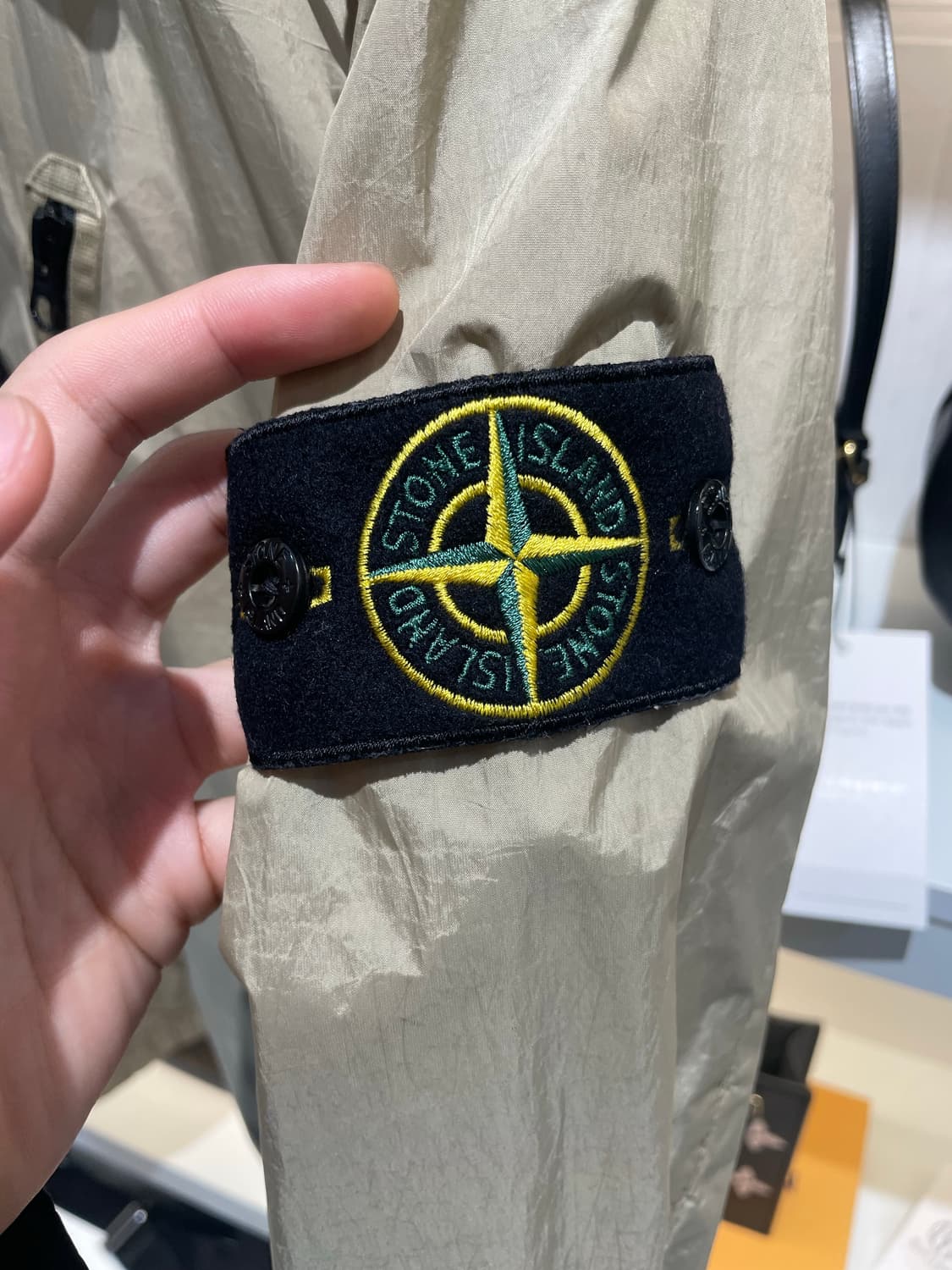 [정품/S] 스톤아일랜드 나일론 오버셔츠 상품이미지3