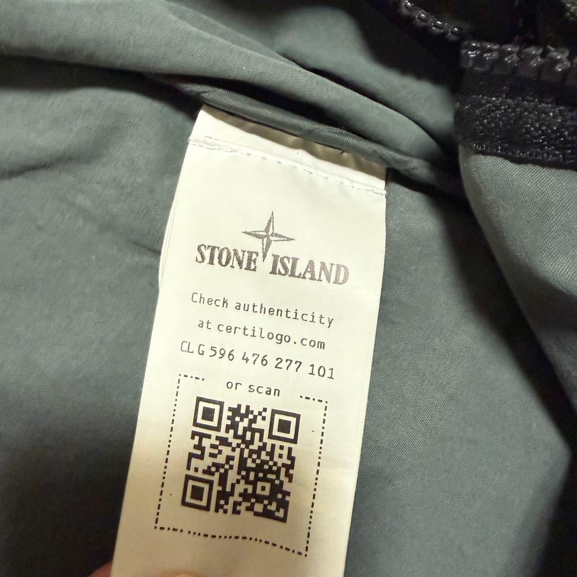 [OS] 스톤아일랜드 나일론 백팩 상품이미지4