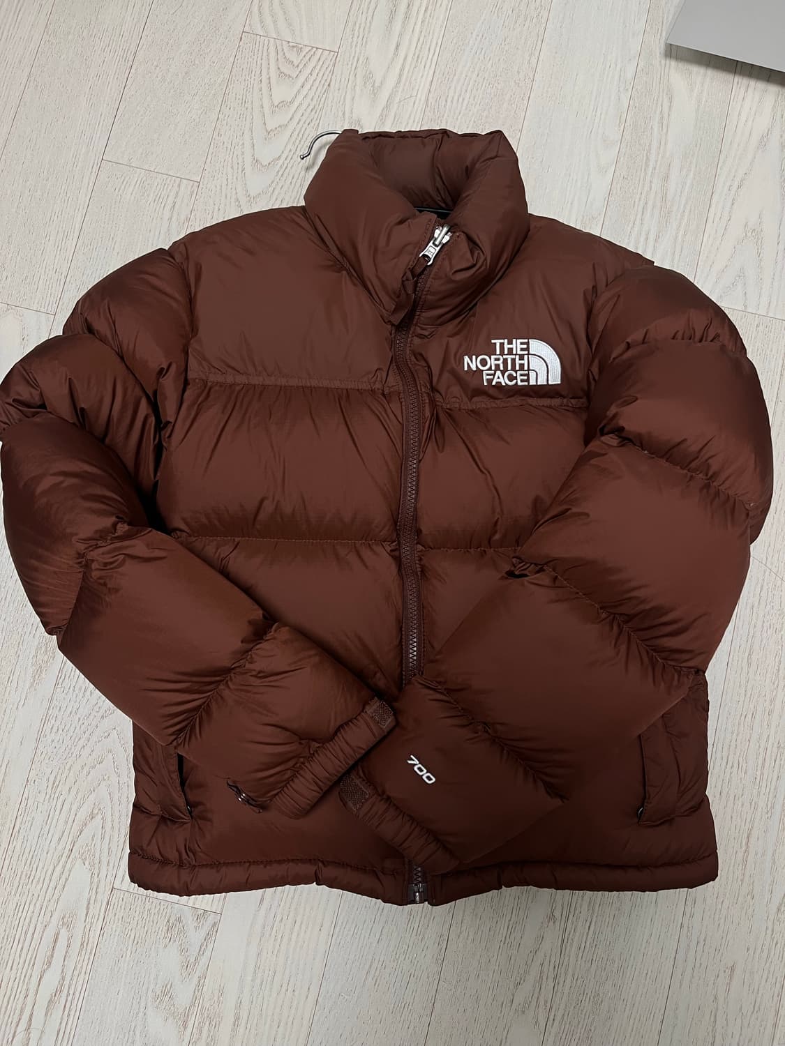 노스페이스 1996 레트로 눕시패딩 다크오크 상품이미지1