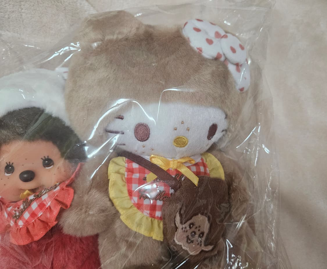 세트)헬로키티 몬치치 콜라보 인형 상품이미지3