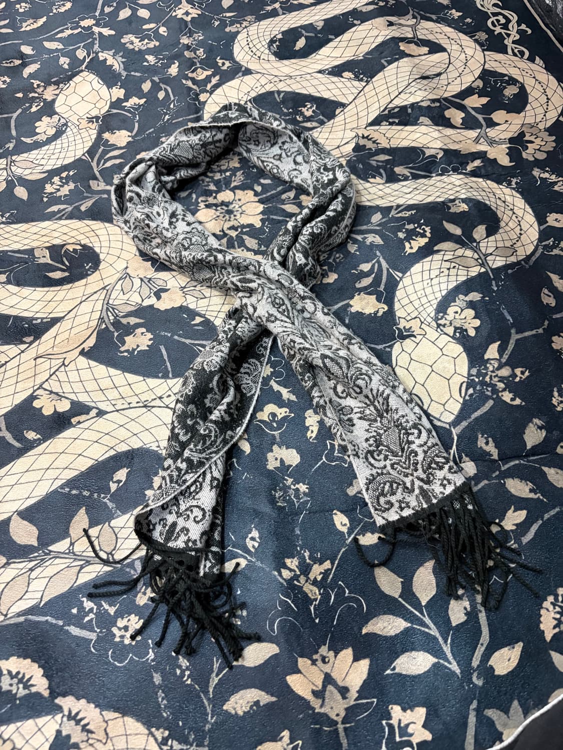 Oriental vtg scarf 상품이미지1