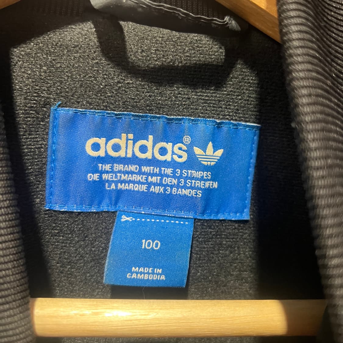 아디다스 퀼팅 경량패딩 자켓 상품이미지3