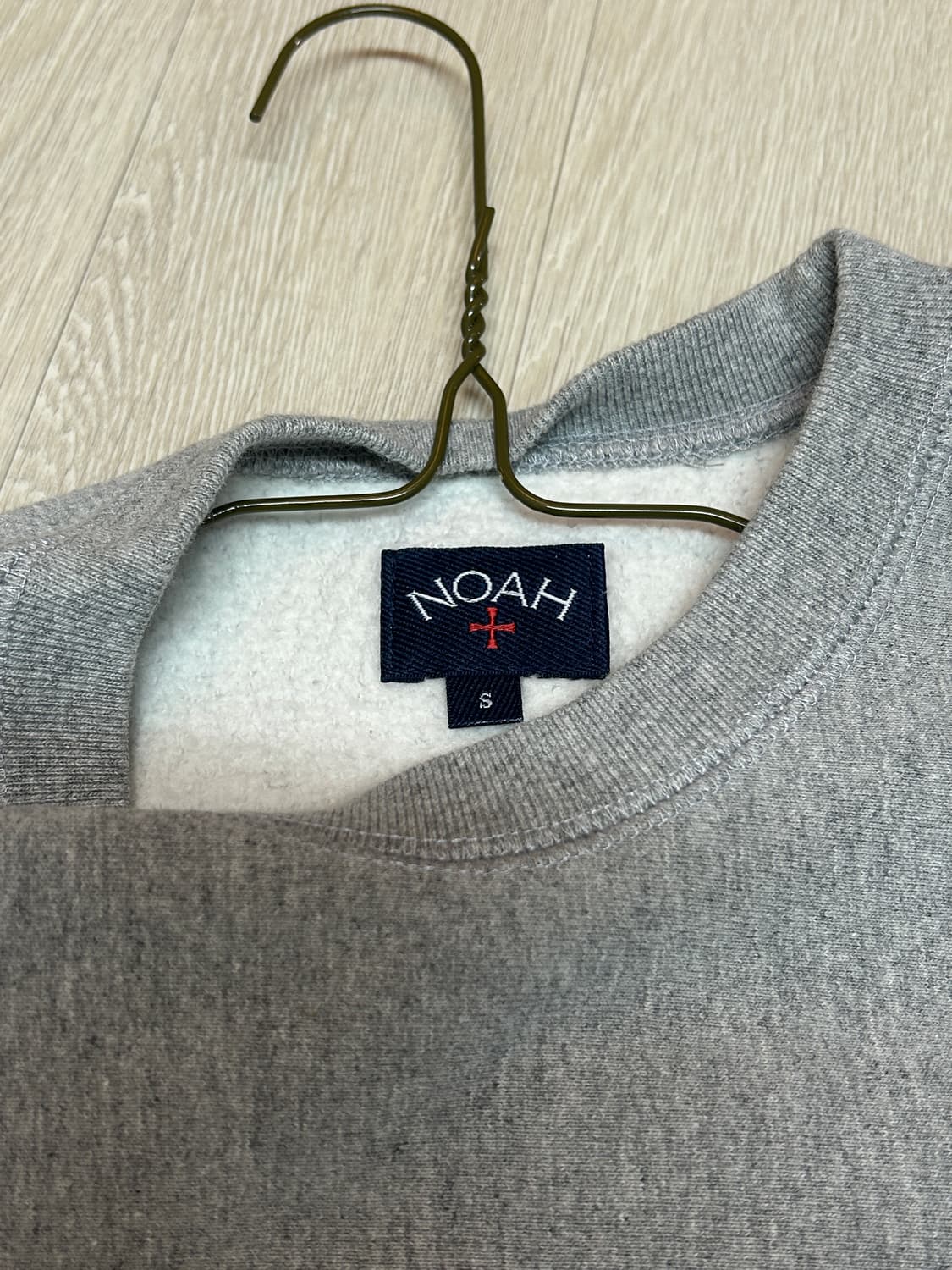 NOAH 21FW 그레이 맨투맨  상품이미지3