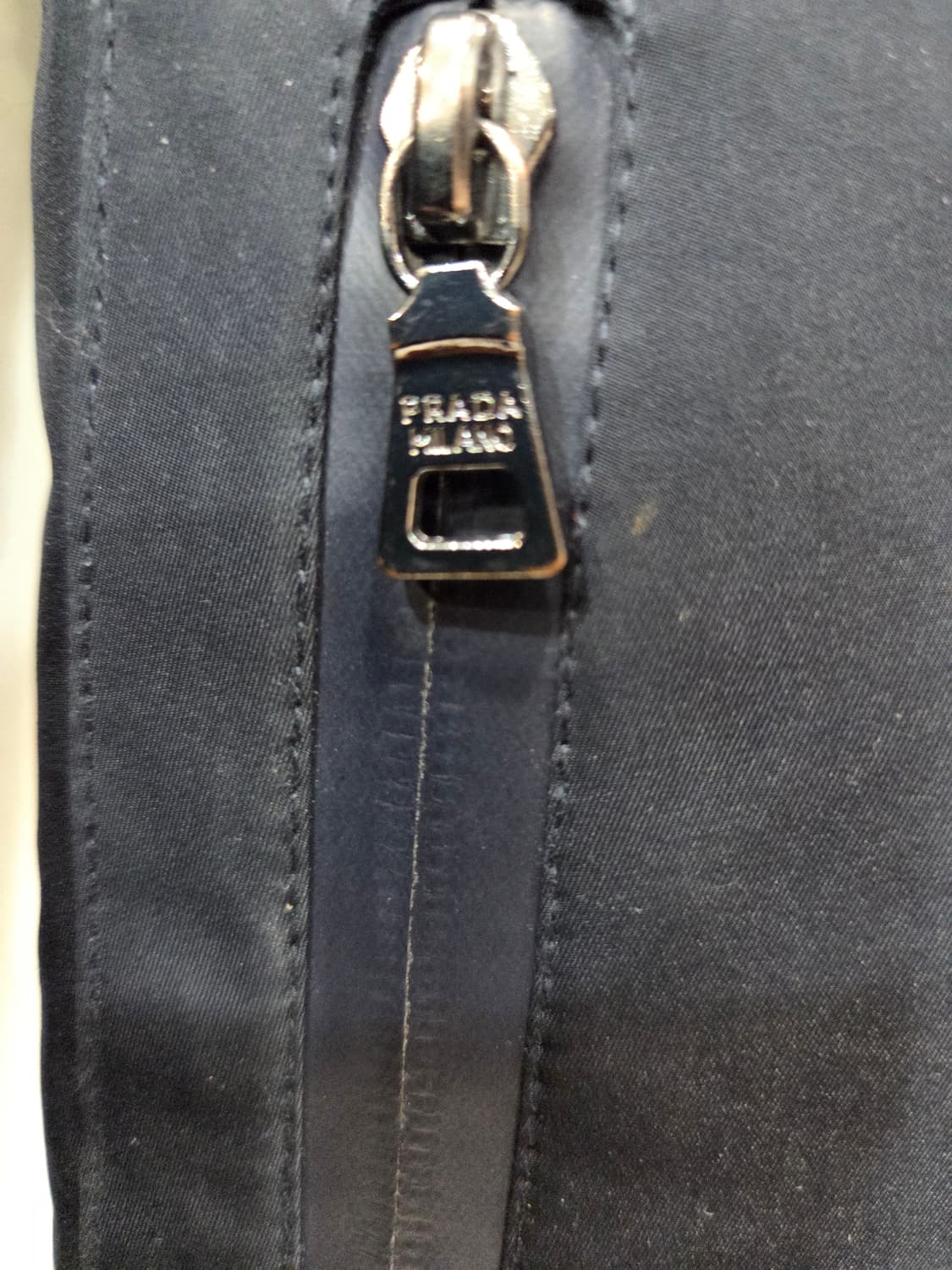 프라다 라쿤털후드 다운자켓(38) 상품이미지8