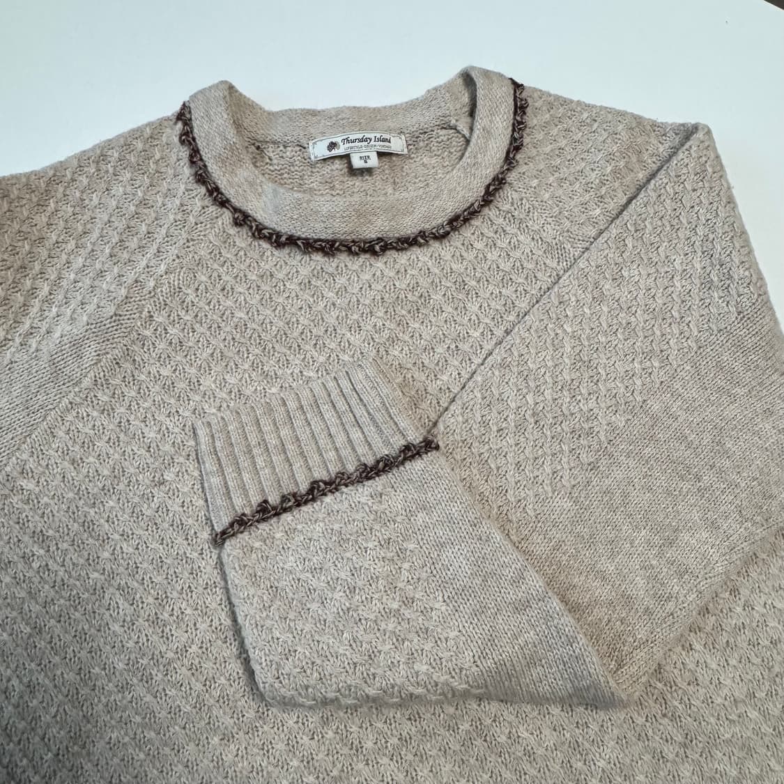 썰스데이 아일랜드 베이지 긴팔 니트 빈티지스타일 상품이미지7