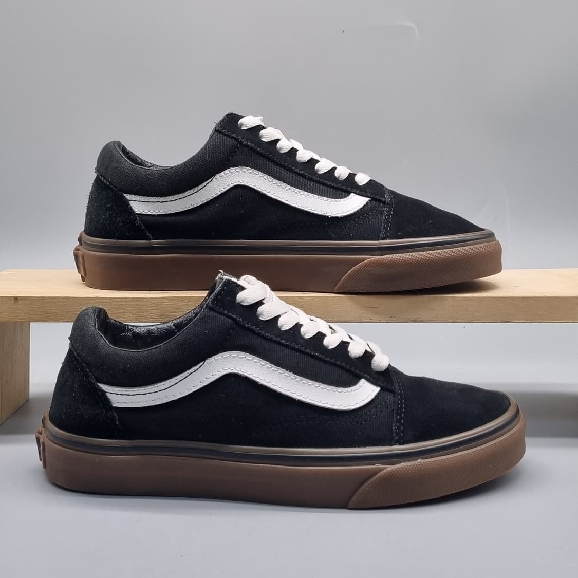 반스 올드스쿨 검솔 여성스니커즈235 상품이미지1