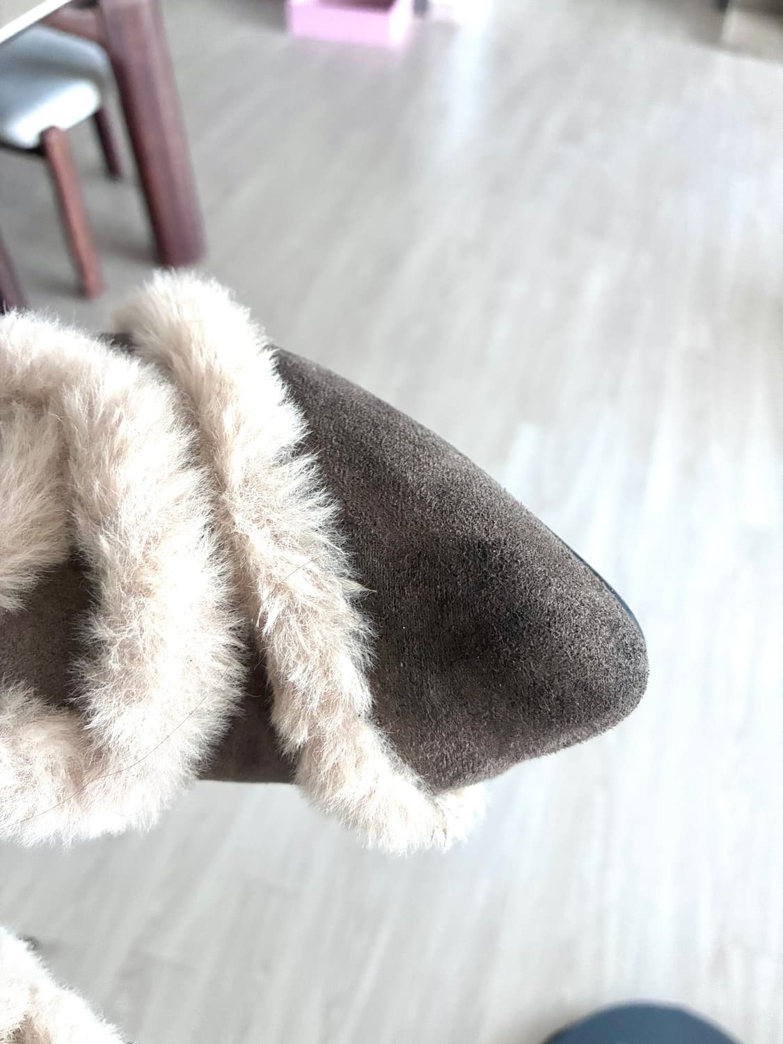 Ojos Asym Shearling Wedge Boot brown 상품이미지4