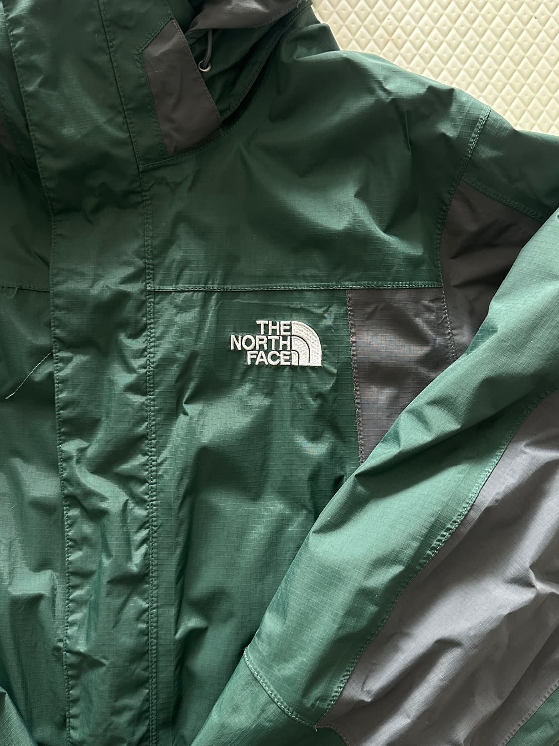 노스페이스 바람막이  상품이미지1