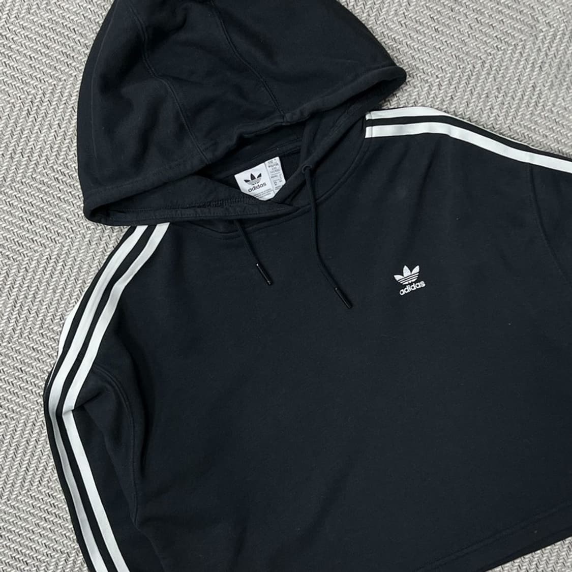 아디다스 크롭 후드티 v0788 상품이미지3