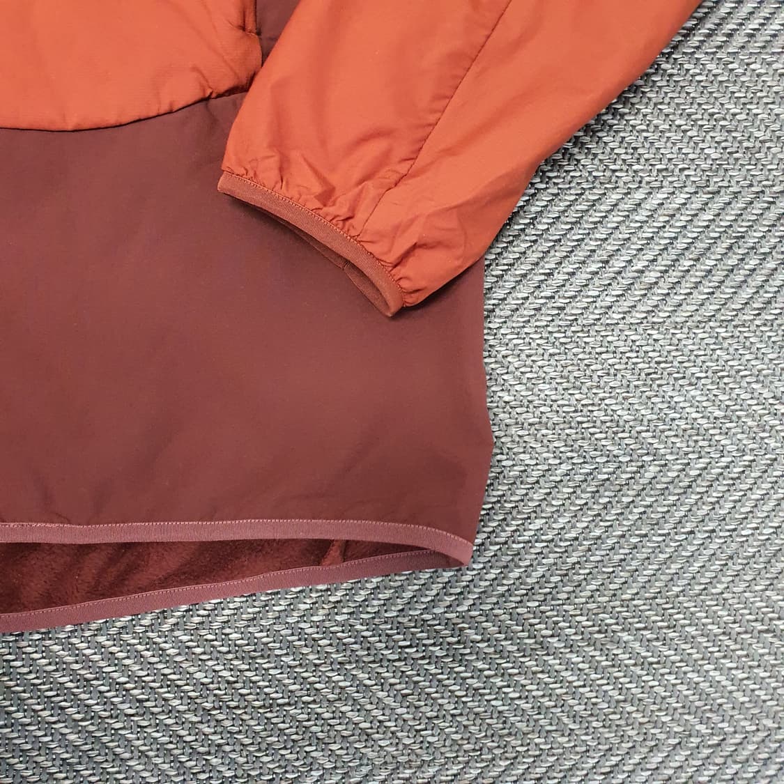 미착용 마운틴하드웨어 간절기 후드집업 남자115 상품이미지4