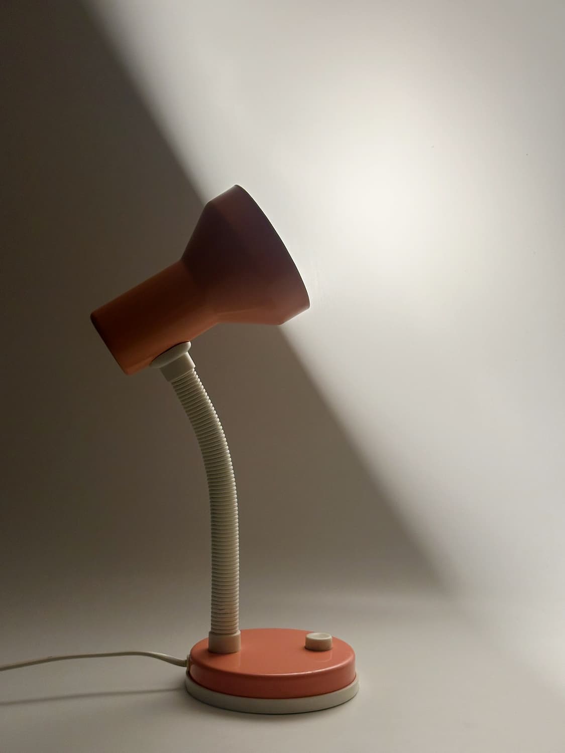 2000‘s 이케아 멤피스 스타일 빈티지 구스넥 조명 상품이미지5