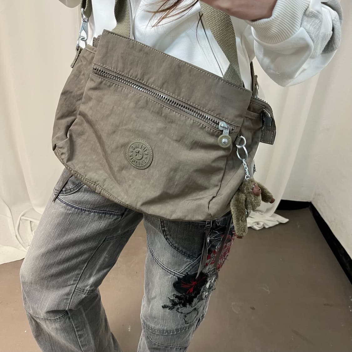 Kipling brown cross shoulder bag 상품이미지3