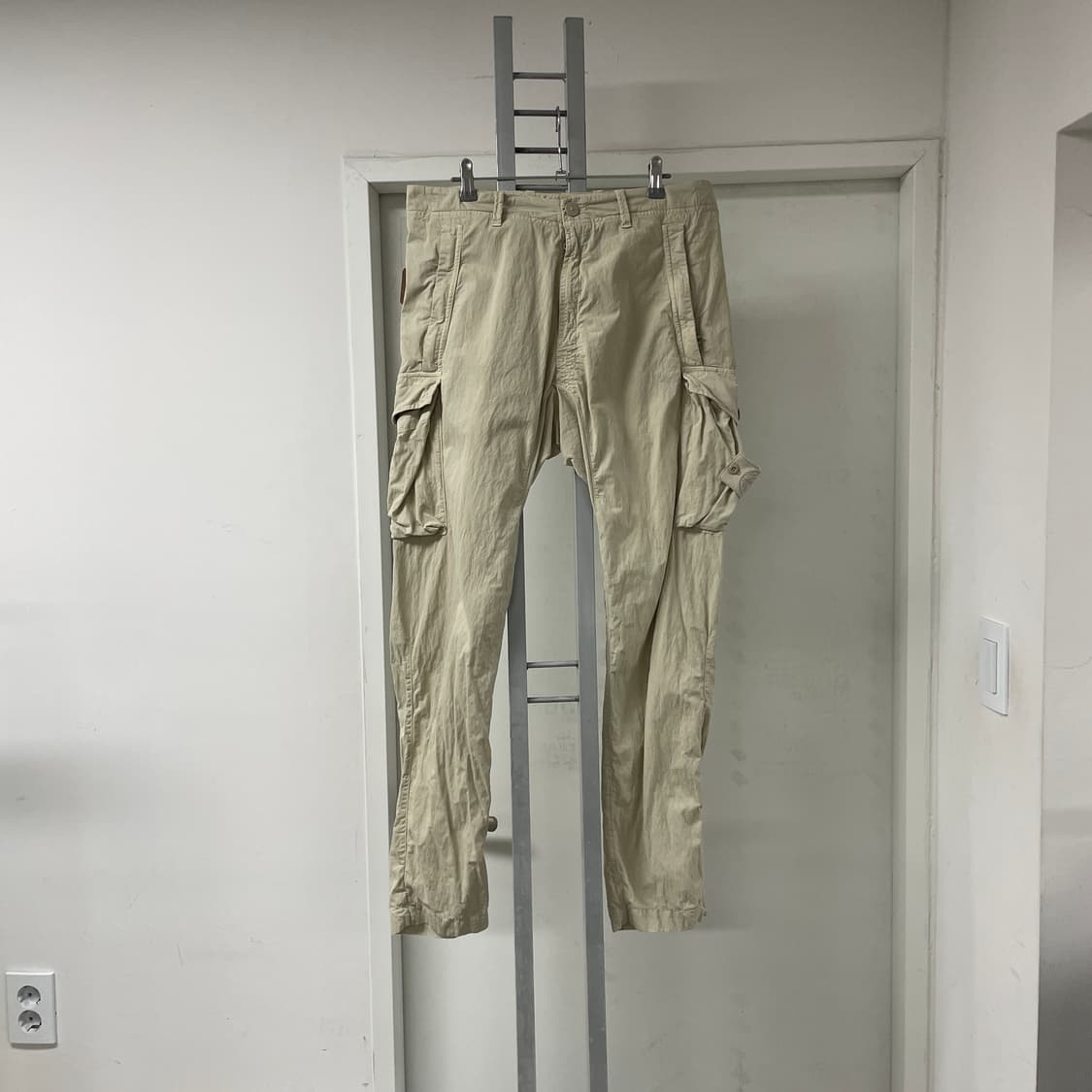 스톤아일랜드 고스트피스 카고 팬츠 베이지 32 상품이미지1