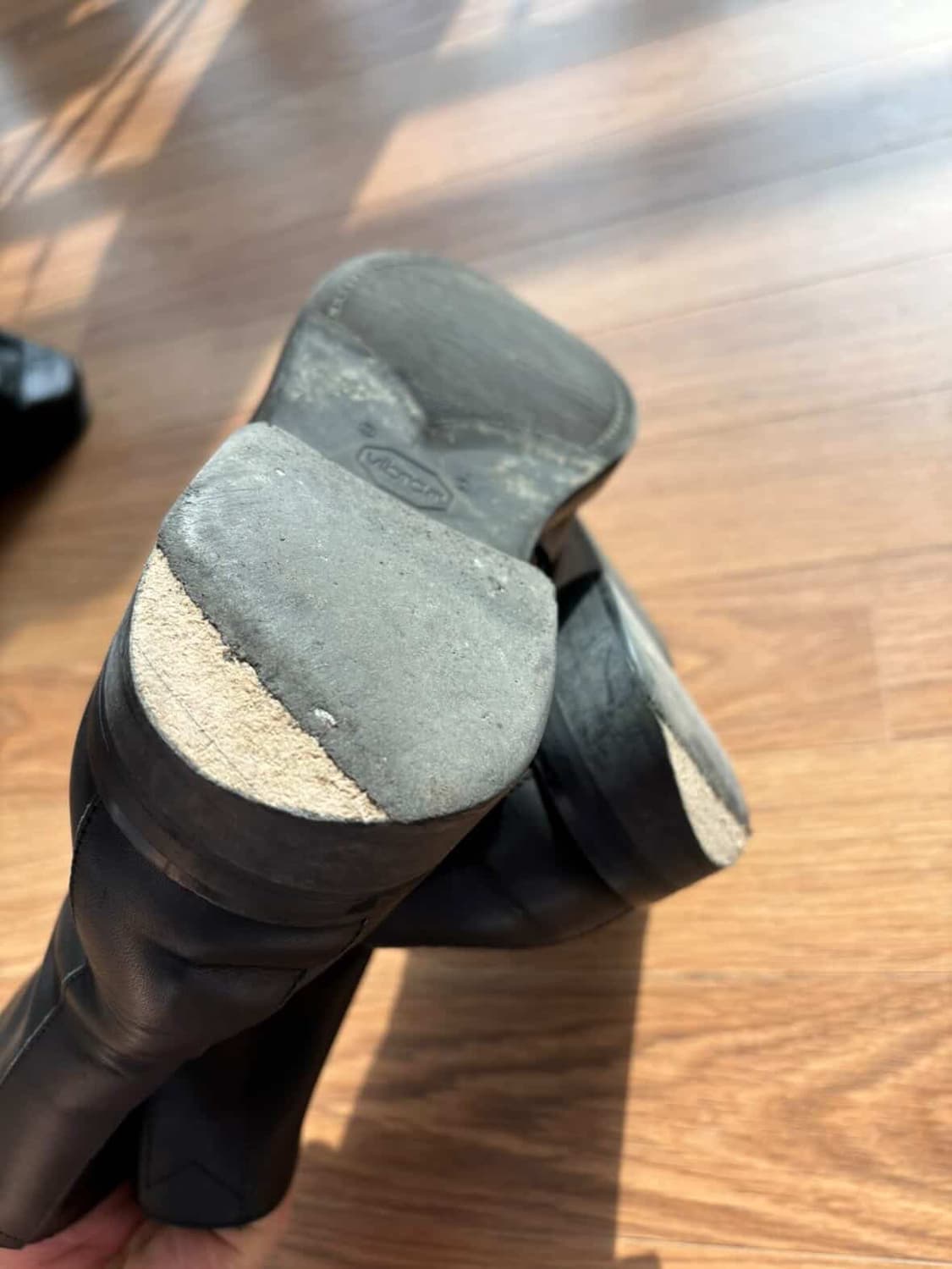 카미온 부츠 43팝니다 상품이미지3