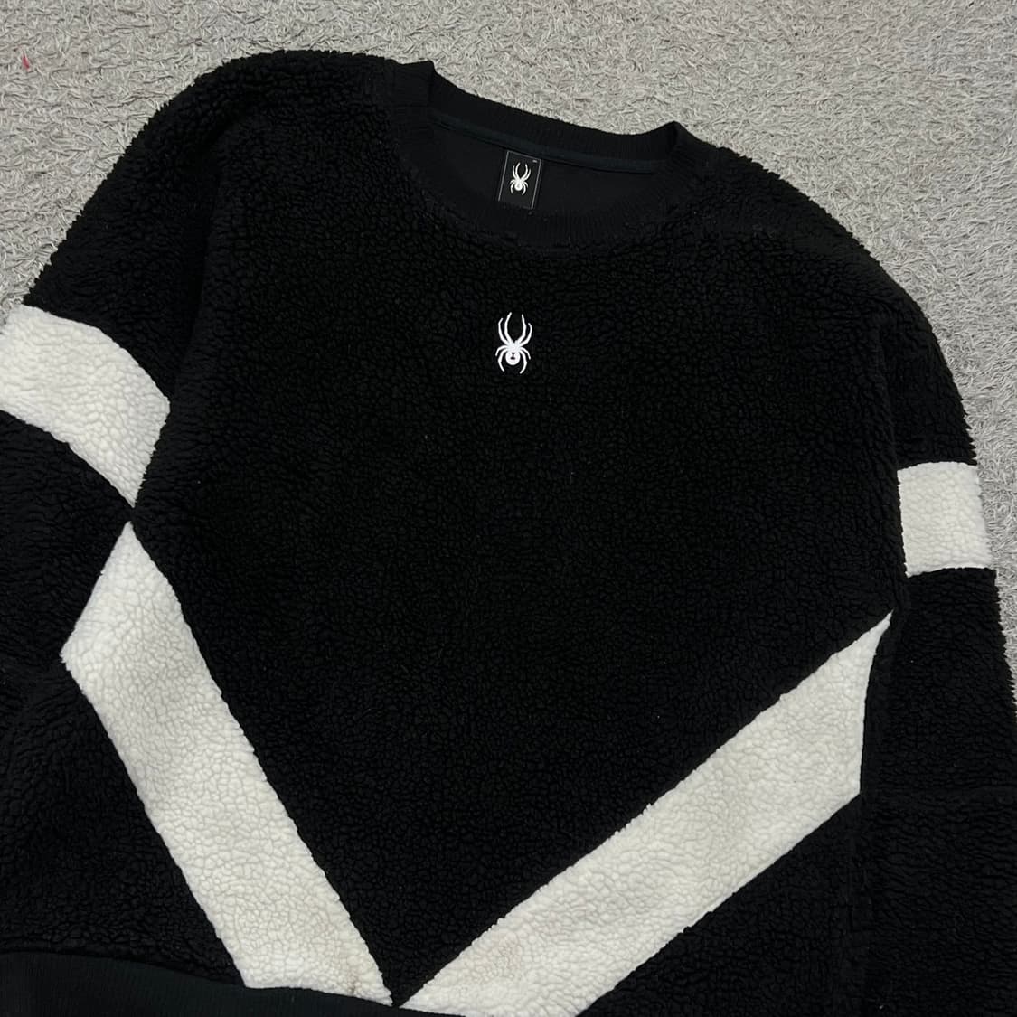 [100] 스파이더 양털 맨투맨 상품이미지1