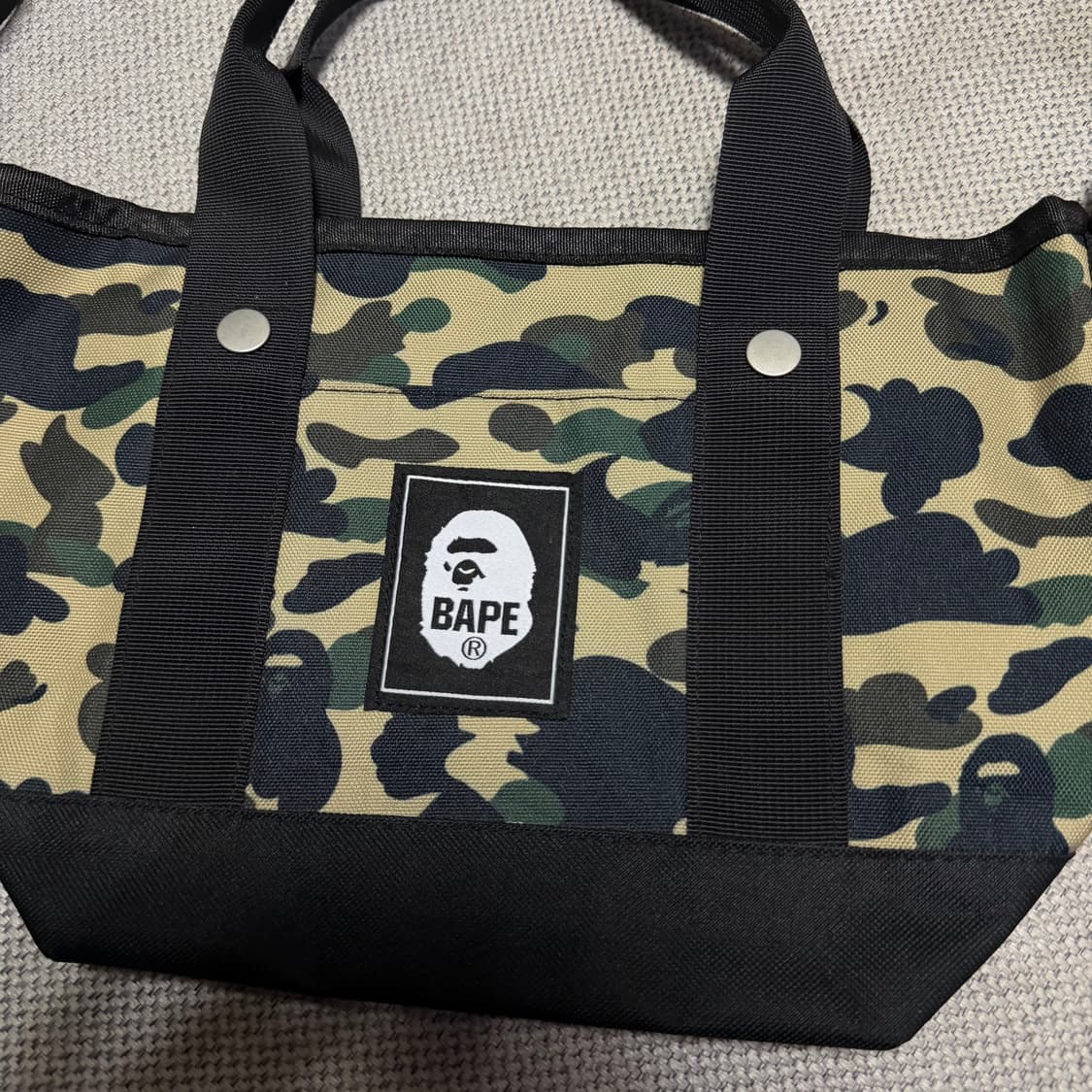 베이프 카모플라쥬 숄더 토트백 상품이미지2