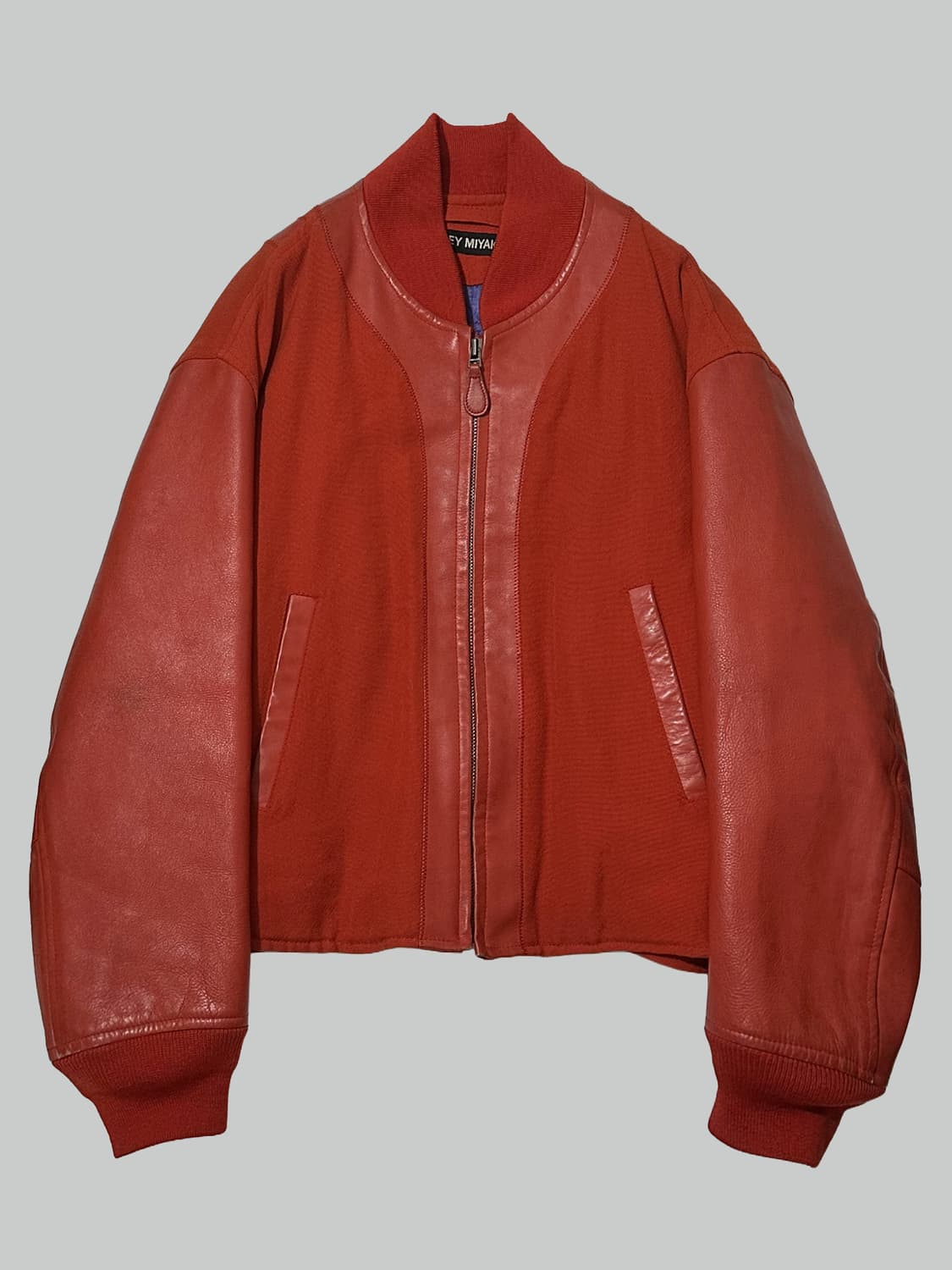 이세이 미야케 레더 봄버 자켓 상품이미지1