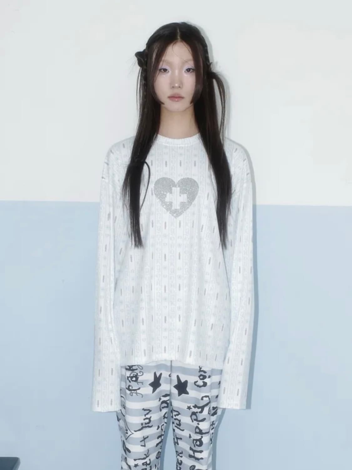 혼쿄 Over Long Sleeve Top- Hospitality 상품이미지2