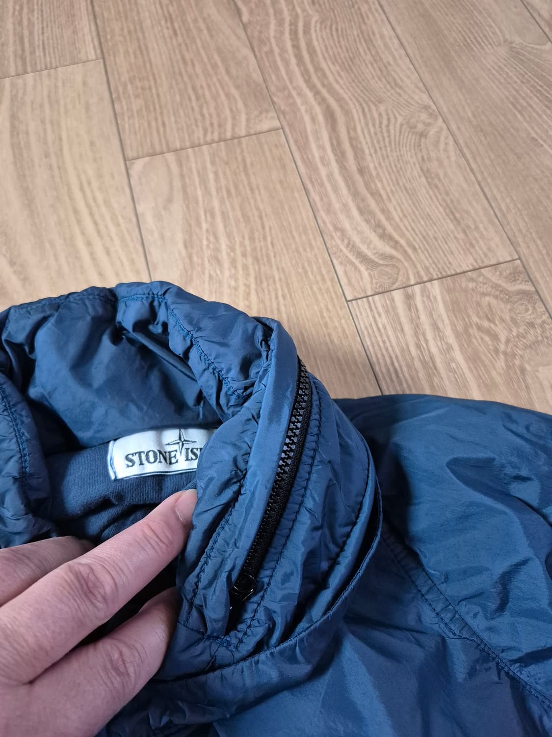 스톤아일랜드 크링클랩스 봄버 자켓 M 상품이미지4