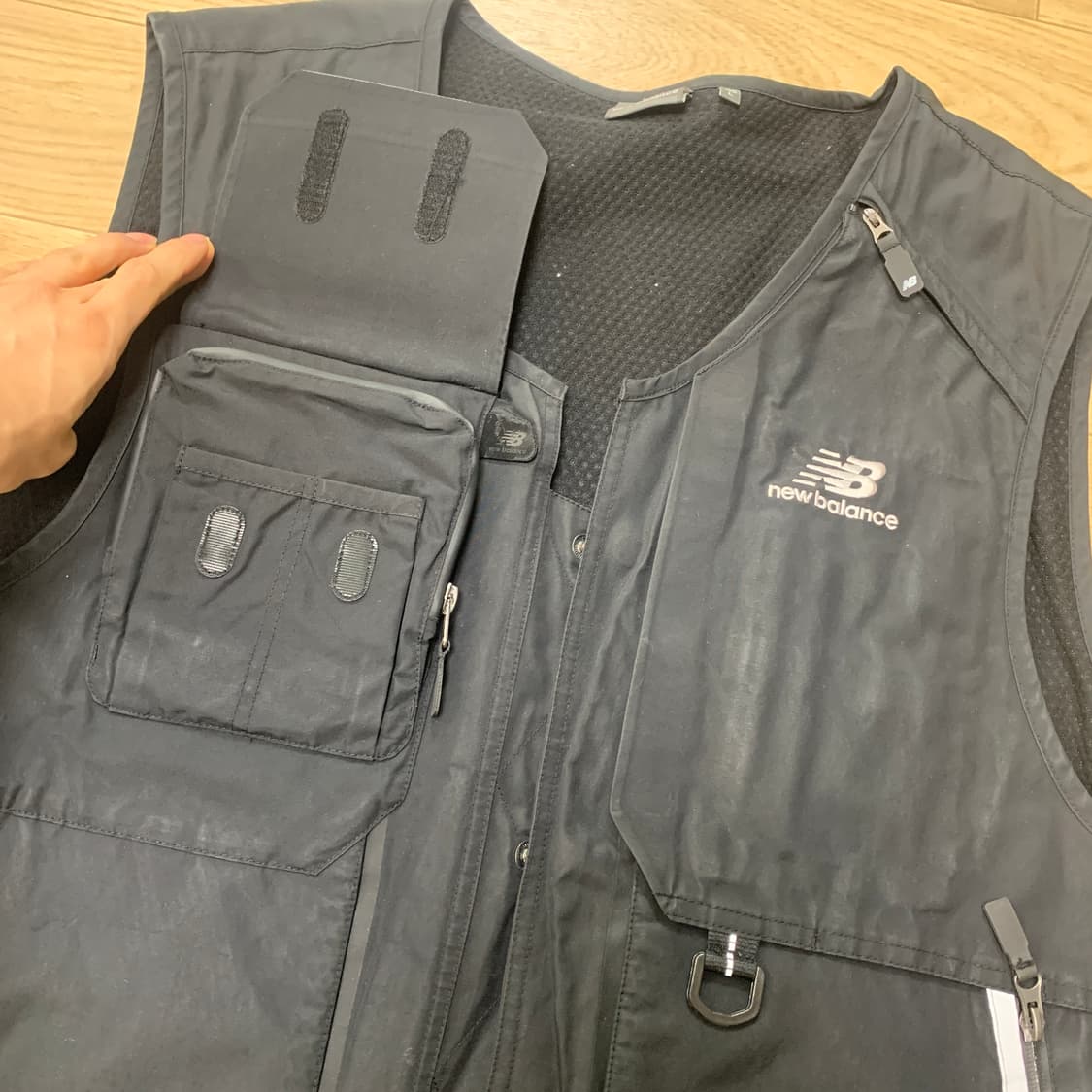 100)뉴발란스 카메라맨 유틸리티 테크 베스트 조끼 상품이미지5