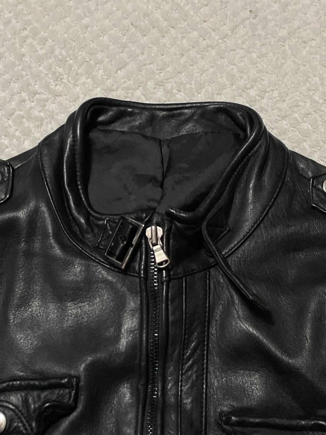 웨스턴 무드 램스킨 양가죽 절개 포켓 레더 자켓  상품이미지5