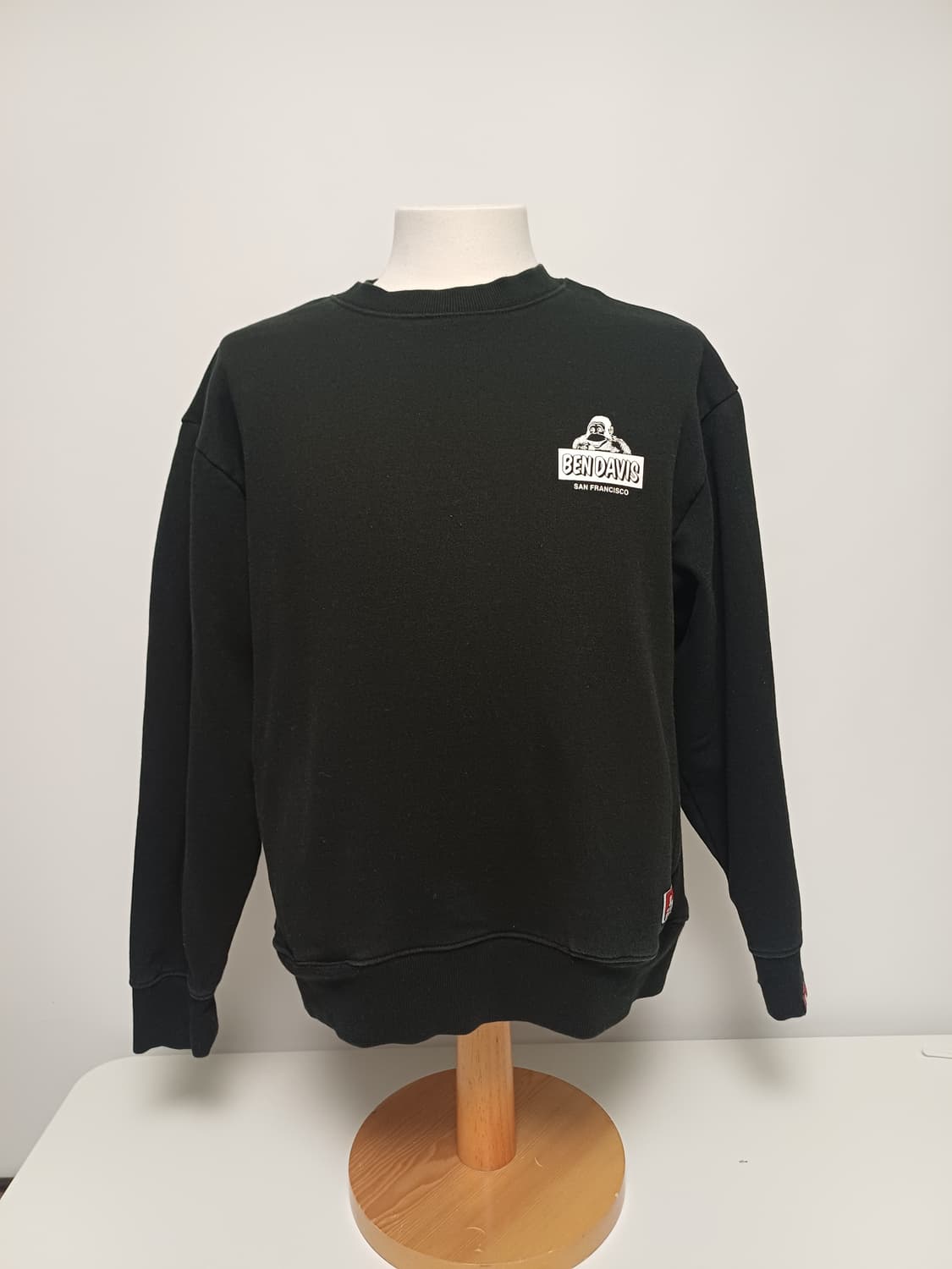 [M] 벤데이비스 재팬라인 로고 맨투맨 (박시 크롭핏) 상품이미지1