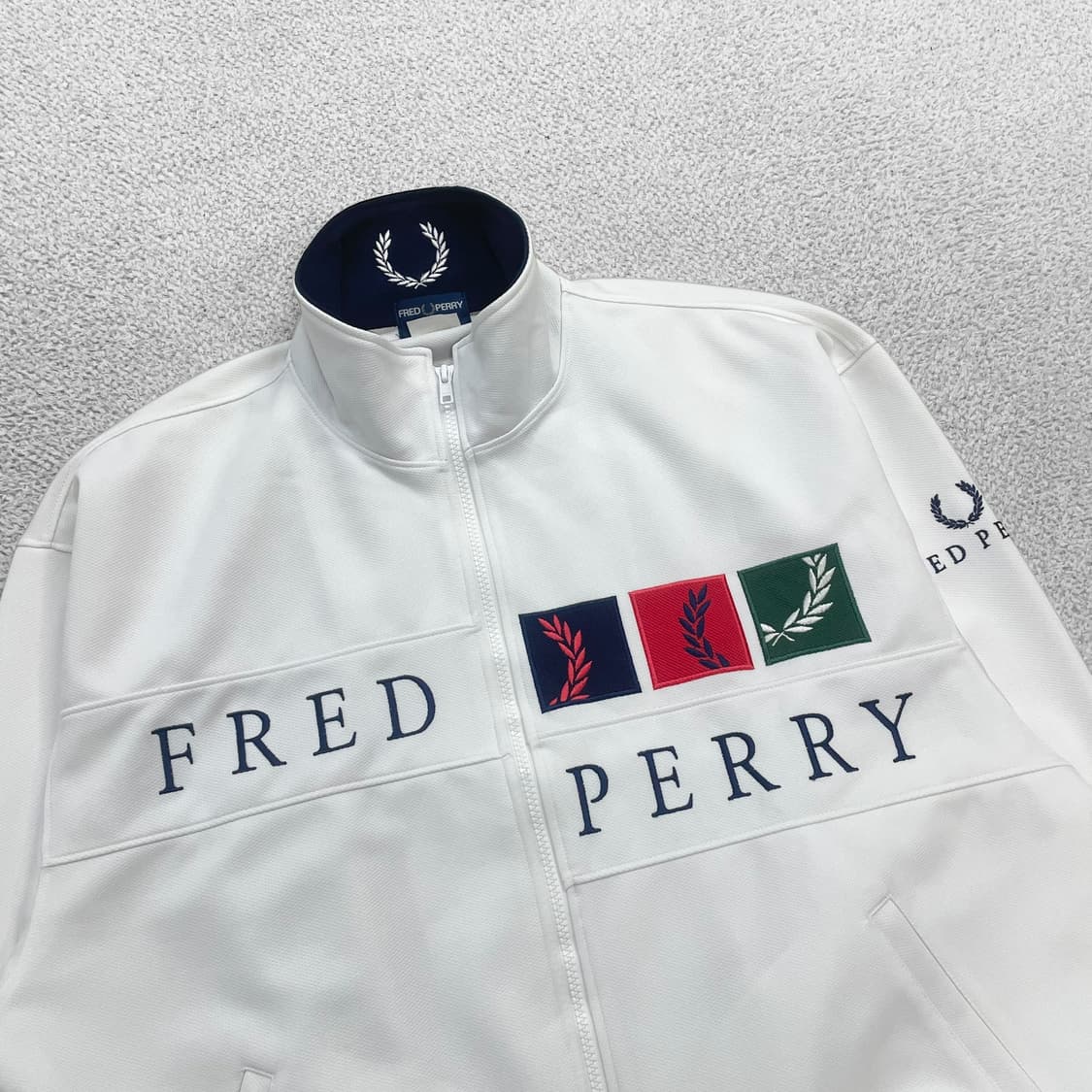 프레드페리 재팬 올드스쿨 트랙탑 자켓 화이트 상품이미지2