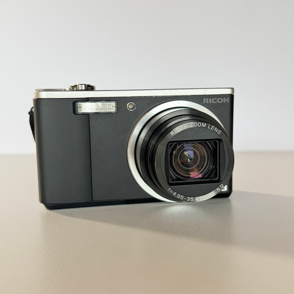 ✨미품 장원영 이즈나 방지민 픽✨ricoh 리코 r8 블랙 빈티지디카 상품이미지5