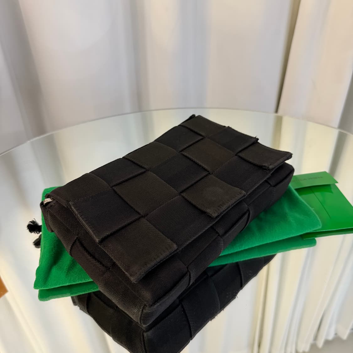 보테가베네타 위빙 카세트백 상품이미지5