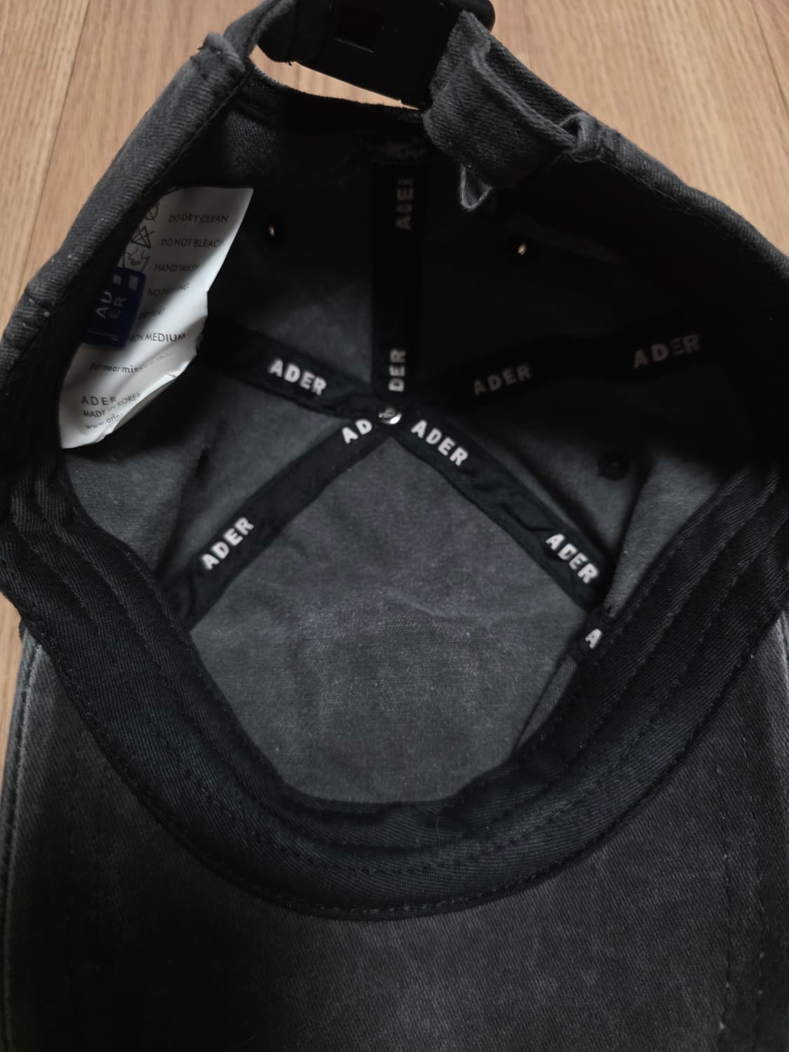 아더에러 X 메종키츠네 볼캡 상품이미지4