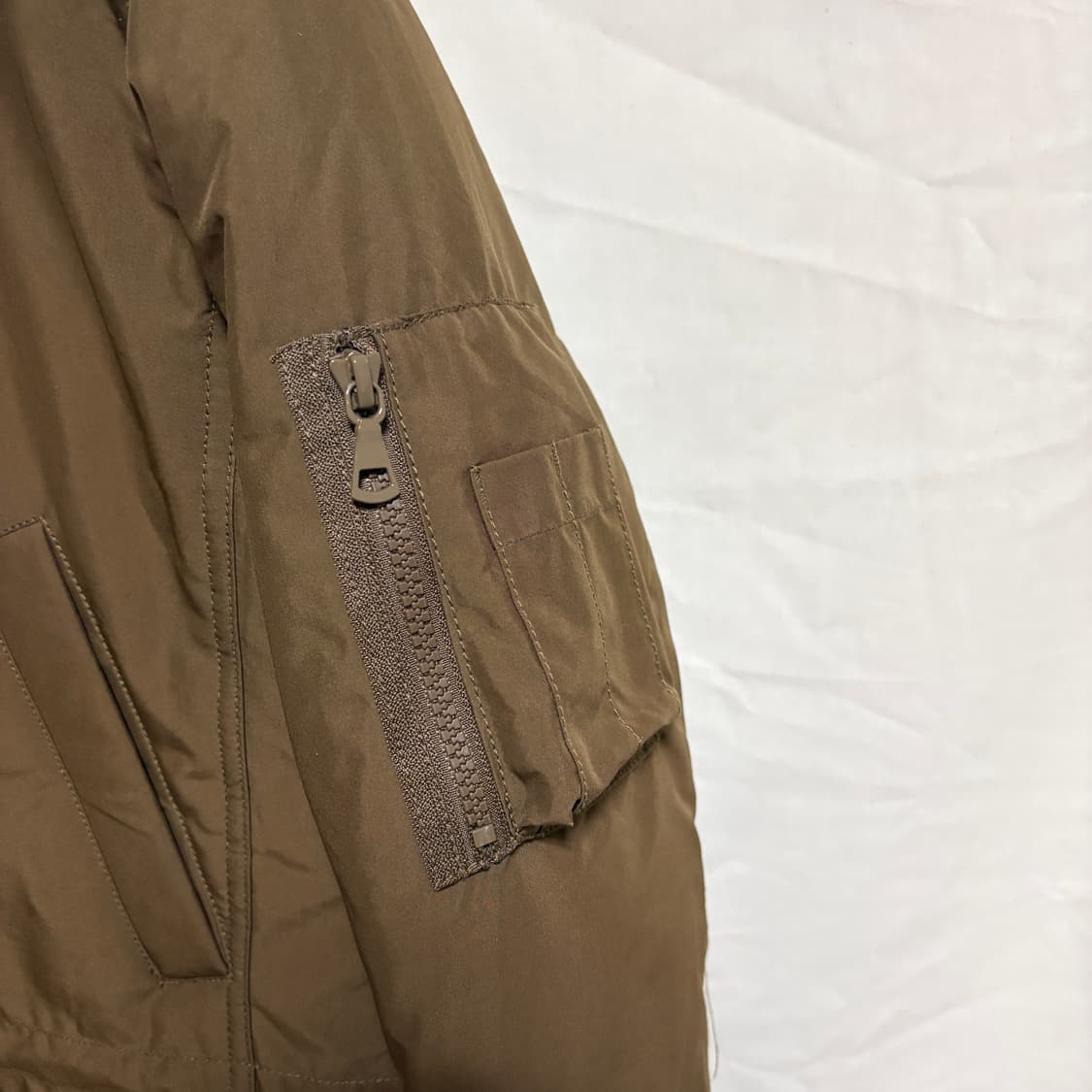 유니클로 N3B 베이스 하이브리드 다운 파카 / 브라운, L 상품이미지5