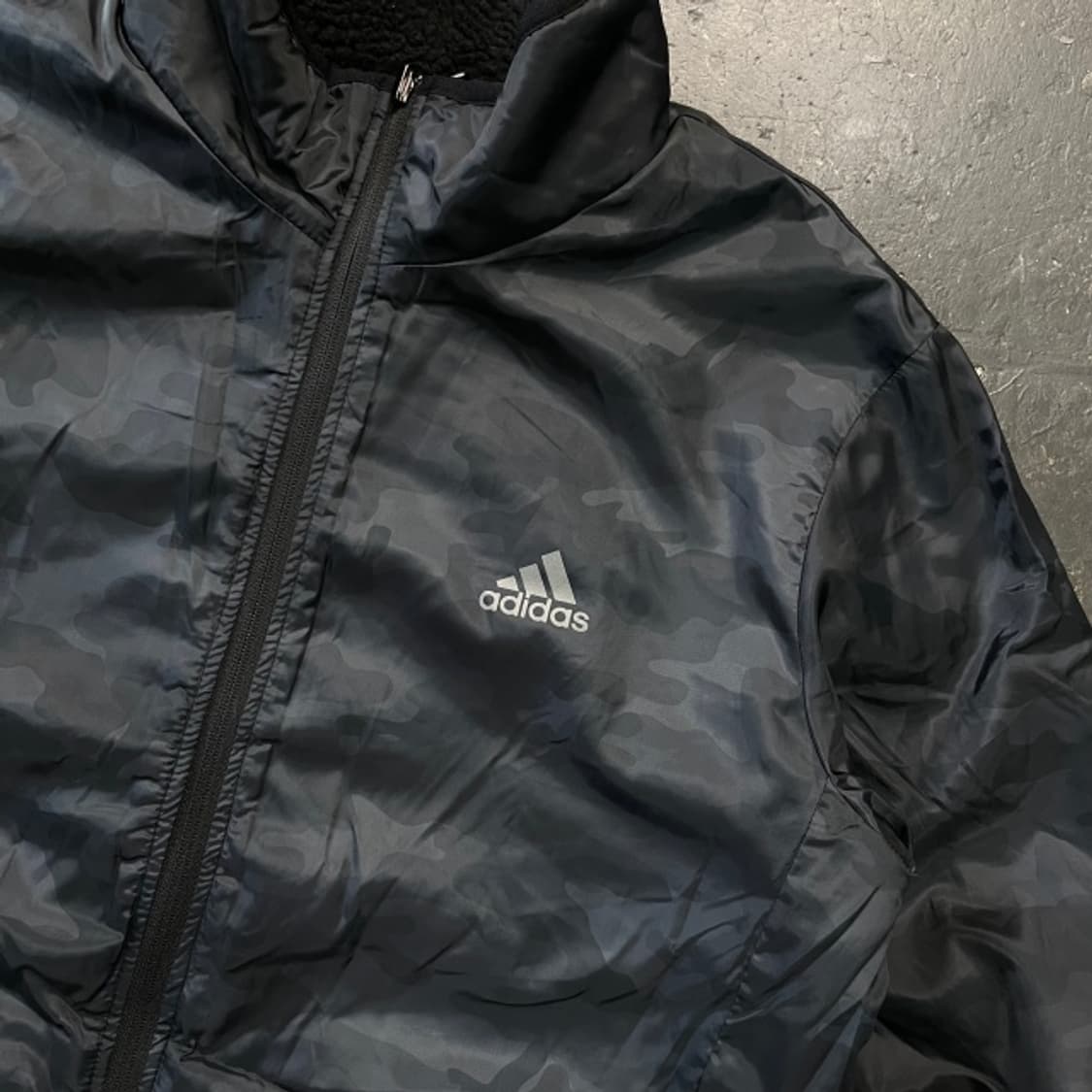 105 아디다스 카모 리버시블 후리스 자켓  상품이미지2