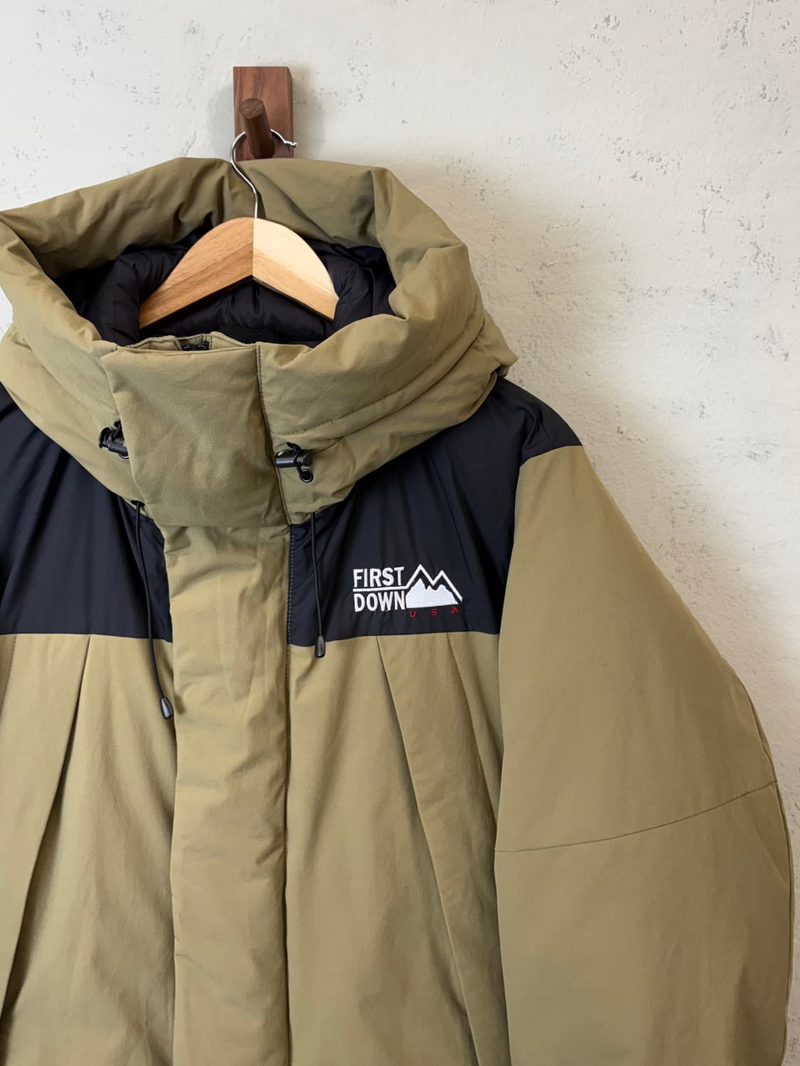 퍼스트다운 프릭스스토어 별주 다운 자켓 상품이미지3