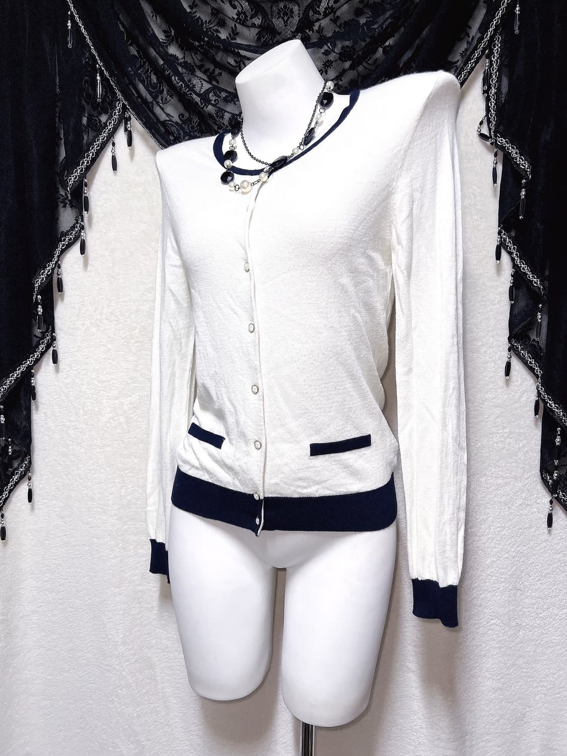 로맨틱갸루 로걀탑 베이직 진주 배색 니트가디건 러블리 페미닌 상품이미지2