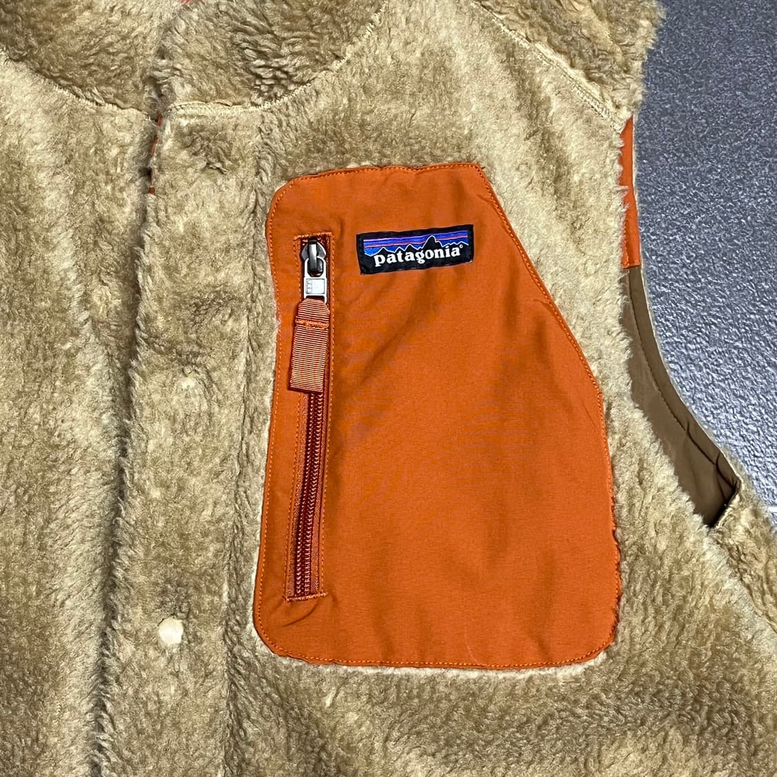 파타고니아 비비 다운 베스트 (리버서블 조끼) 팔아요 상품이미지6