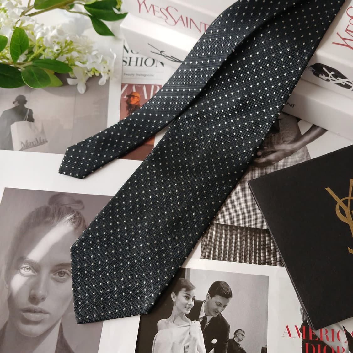 입생로랑 넥타이 블랙 자수 도트 패턴 9.4cm A+~A등급 A19873 상품이미지4