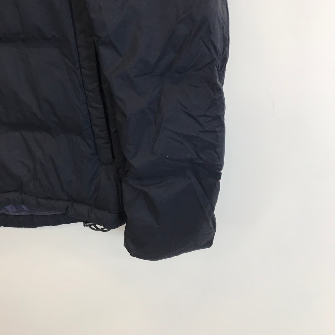 유니클로 심리스 파카 네이비 [L사이즈] 상품이미지3