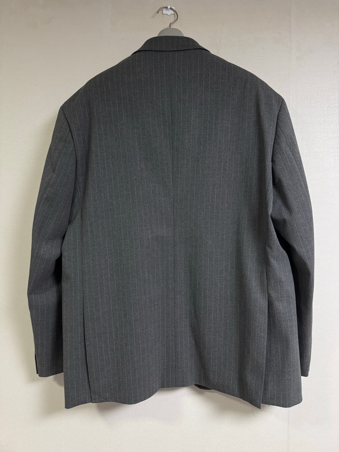 TNGT 핀 스트라이프 오버사이즈 자켓 - 110 상품이미지5