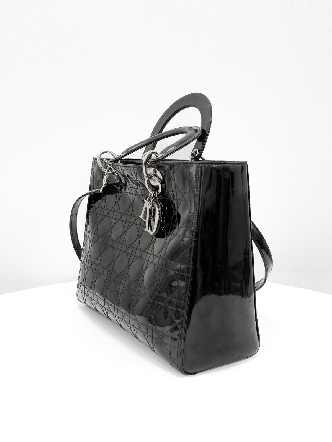 디올 레이디 라지 페이턴트 2WAY백 상품이미지6