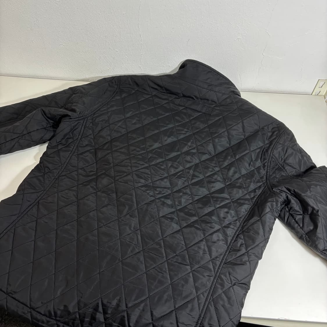 100 M-L 빈폴 블랙 기본로고 폴리충전재 가벼운 누빔점퍼 상품이미지3