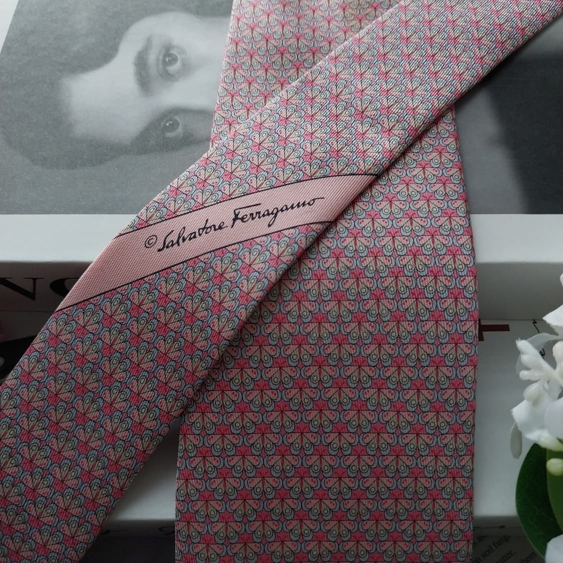 살바토레 페라가모 실크 나비 모티브 넥타이 8.2cm B등급 K2178 상품이미지4