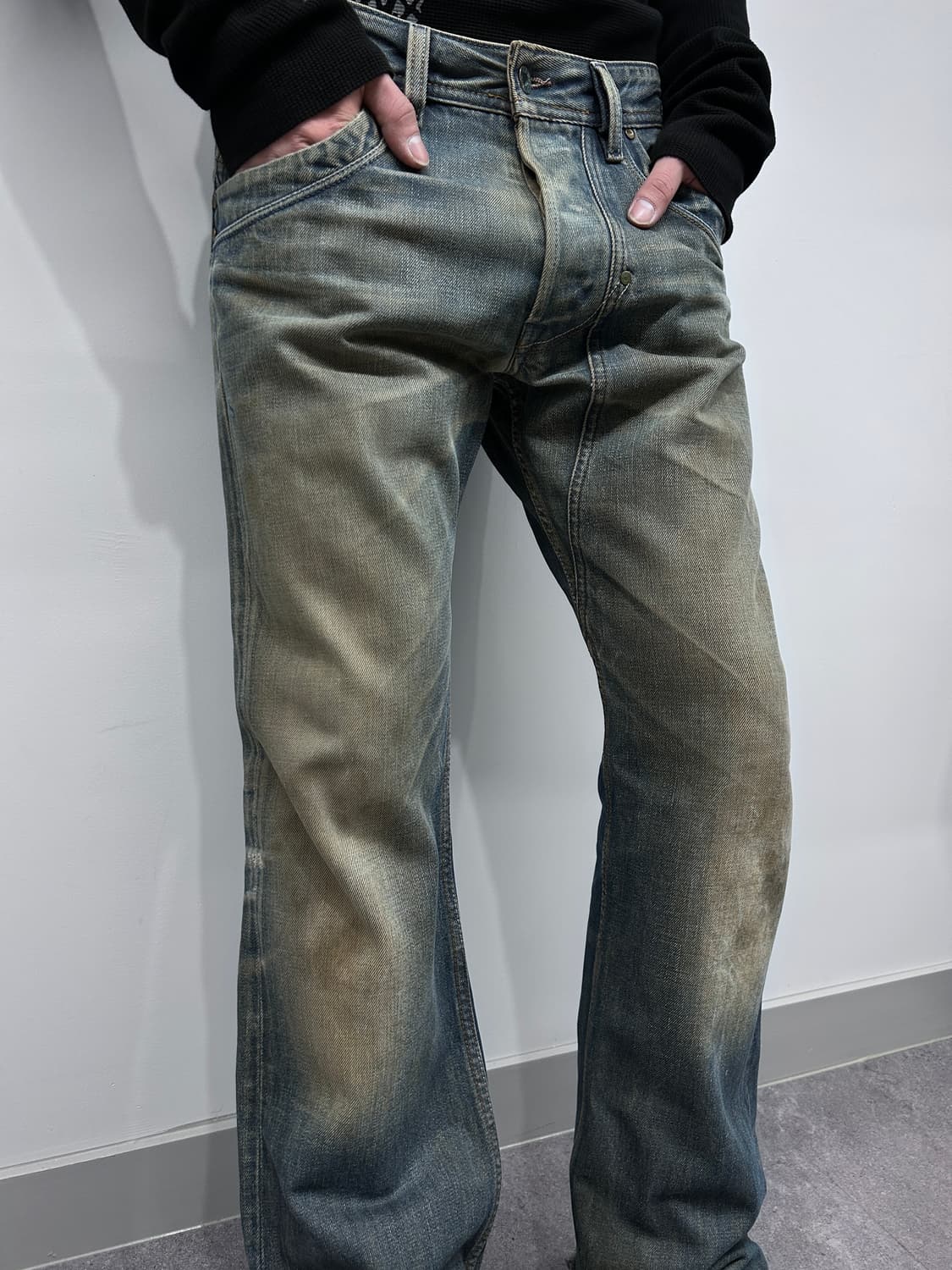 디젤 샌드 워싱 데님 팬츠 상품이미지2