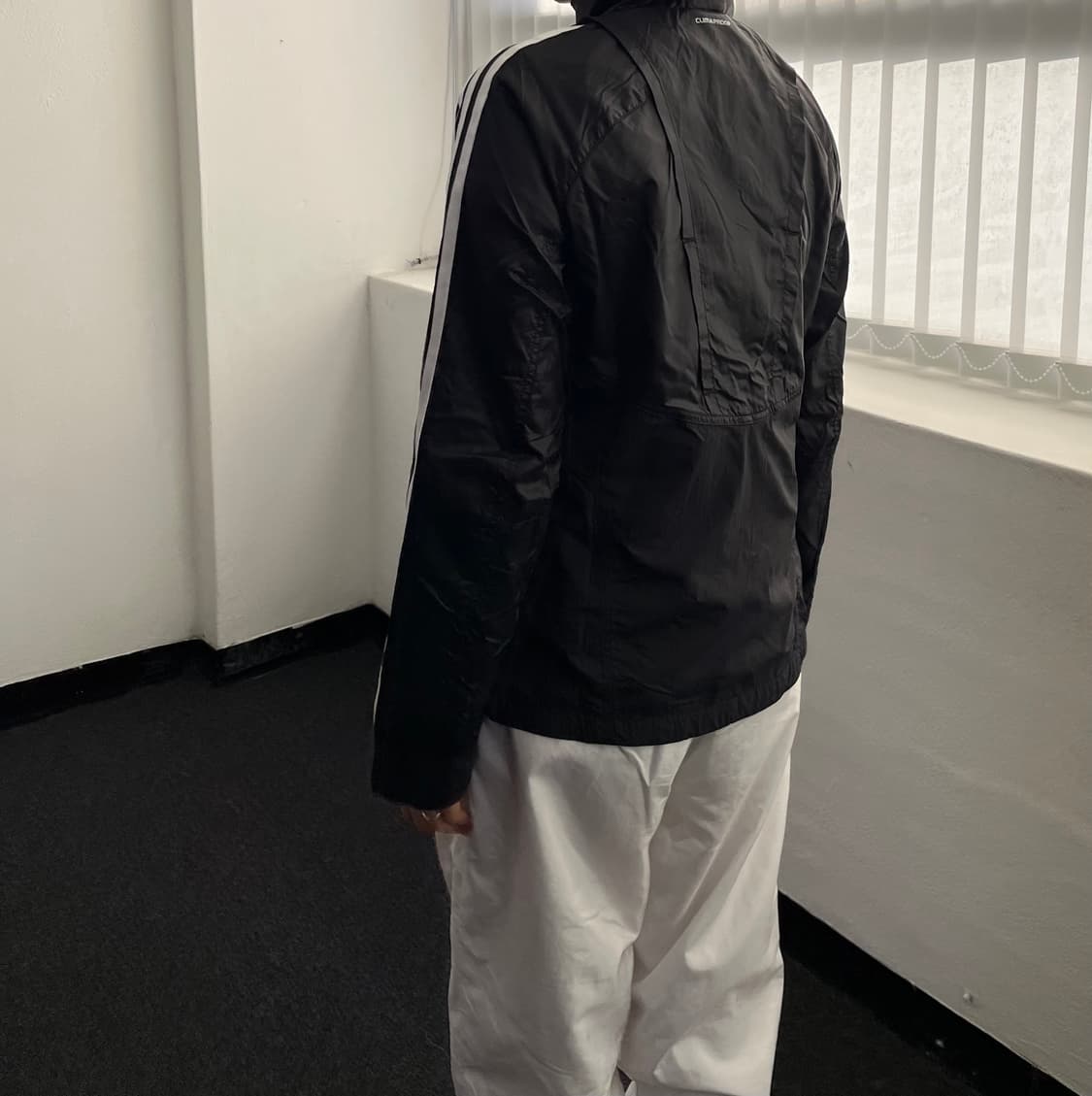 아디다스 유틸리티 바람막이 러닝 윈드브레이커 상품이미지2