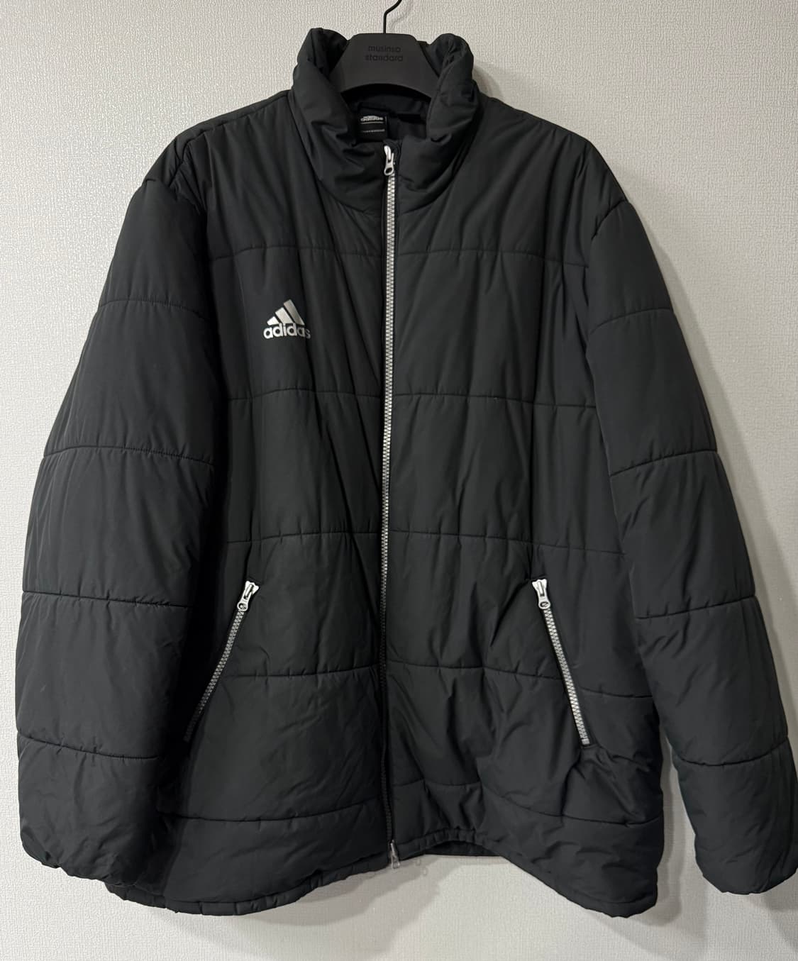 [XL] 아디다스x고샤루브친스키 푸퍼 패딩 블랙 상품이미지2